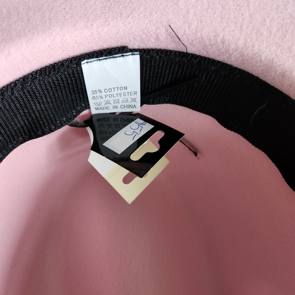 Pretty in Pink Fedora - Super cute 😍 Unisex - Picture 12 of 17